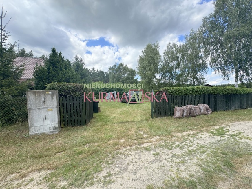 Działka nad jeziorem w Bronkowie