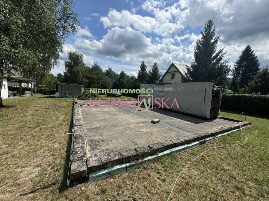 Działka nad jeziorem w Bronkowie