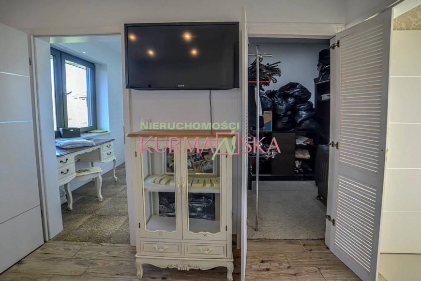 Reprezentacyjny dom w cichej i spokojnej okolicy