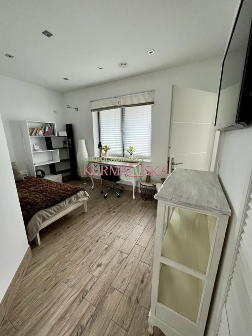 Reprezentacyjny dom w cichej i spokojnej okolicy