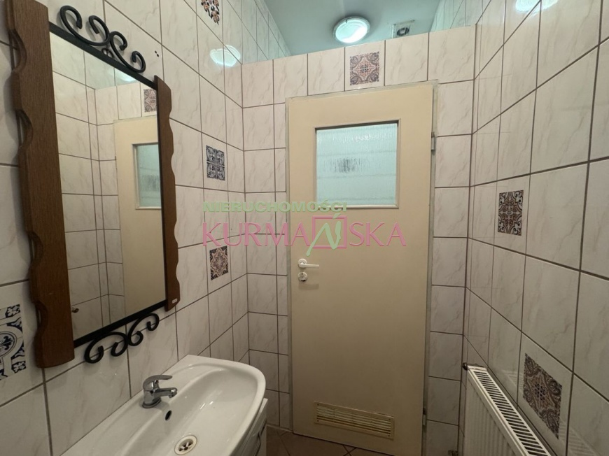 Budynek biurowo - usługowy