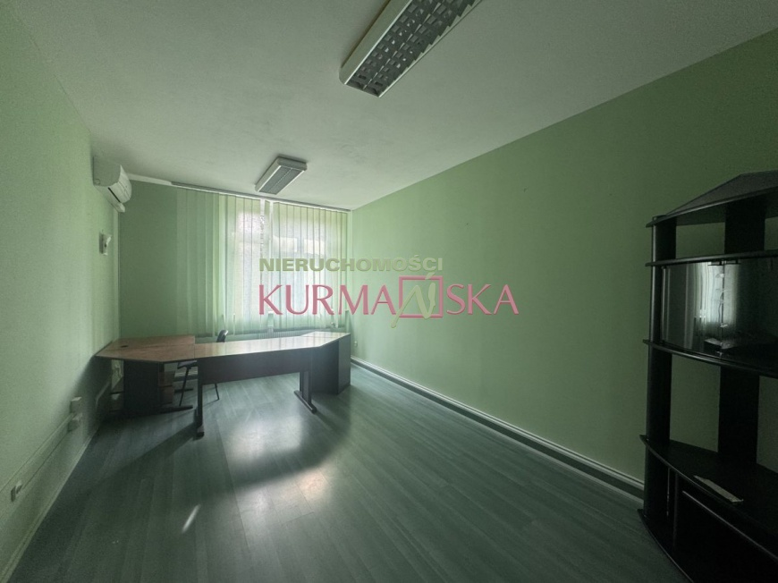 Budynek biurowo - usługowy