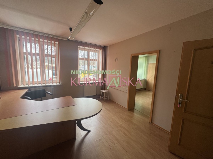 Budynek biurowo - usługowy