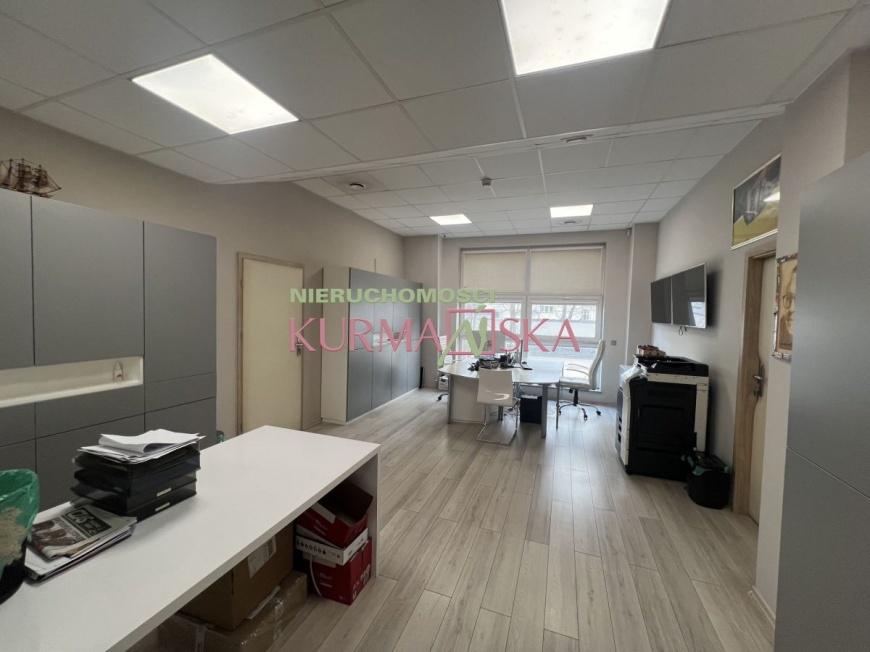 Lokal biurowy Zefam Park