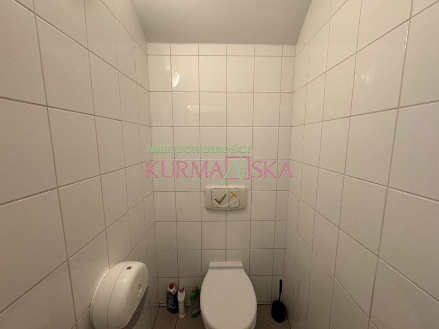 Budynek - restauracja w centrum