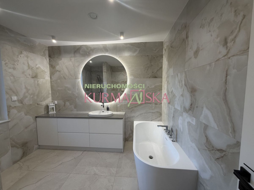 Parterowy dom wolnostojący w Płotach