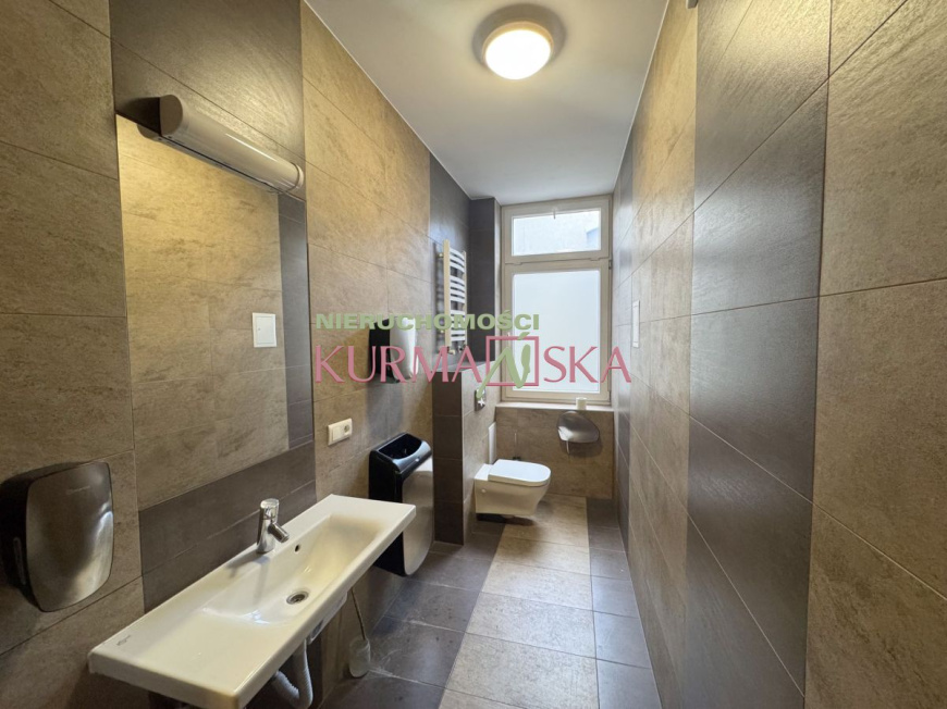 Budynek biurowy w centrum Zielonej Góry