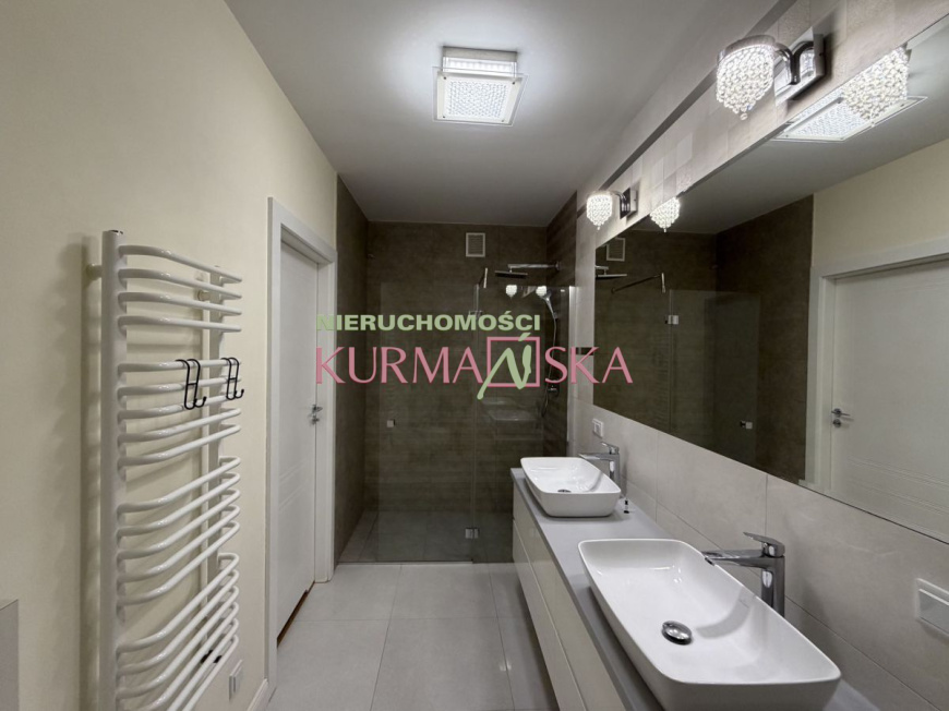 Bez-Czynszowe Mieszkanie Z OgrÓdkiem, GaraŻem