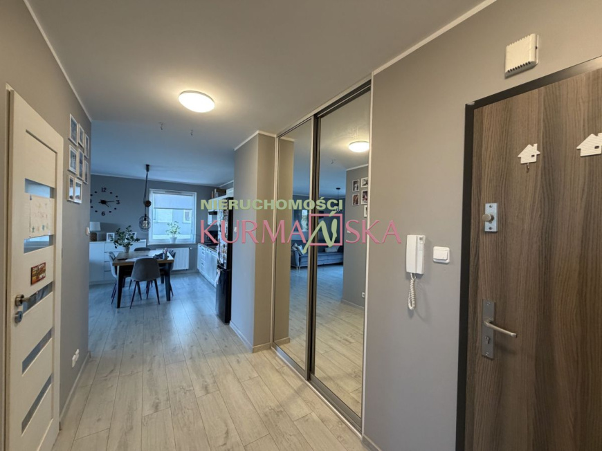 Trzypokojowe mieszkanie na sprzedaż