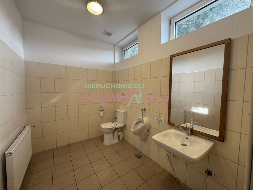 Budynek biurowo - usługowy