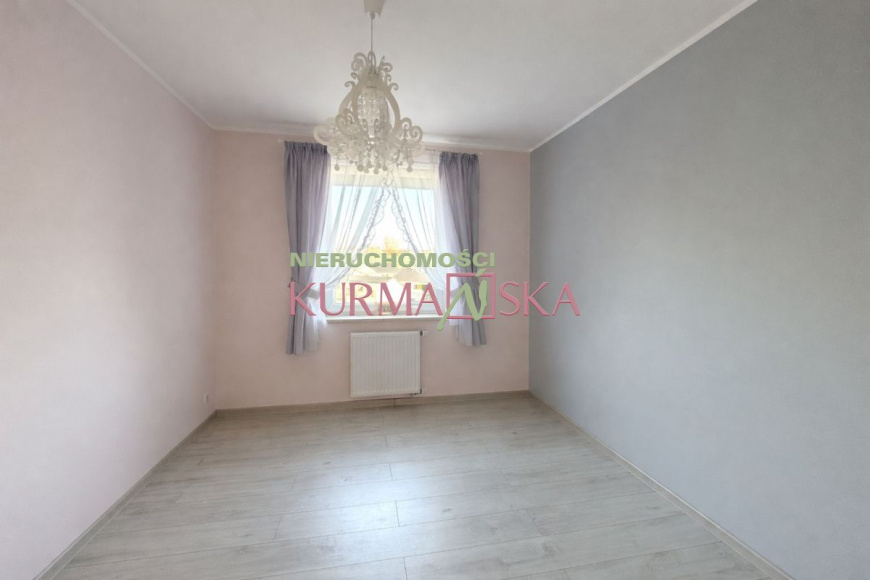 Trzypokojowe mieszkanie na sprzedaż