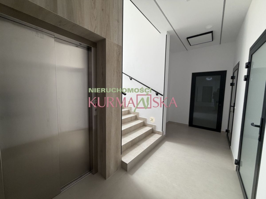 Budynek usługowy w Nowej Soli