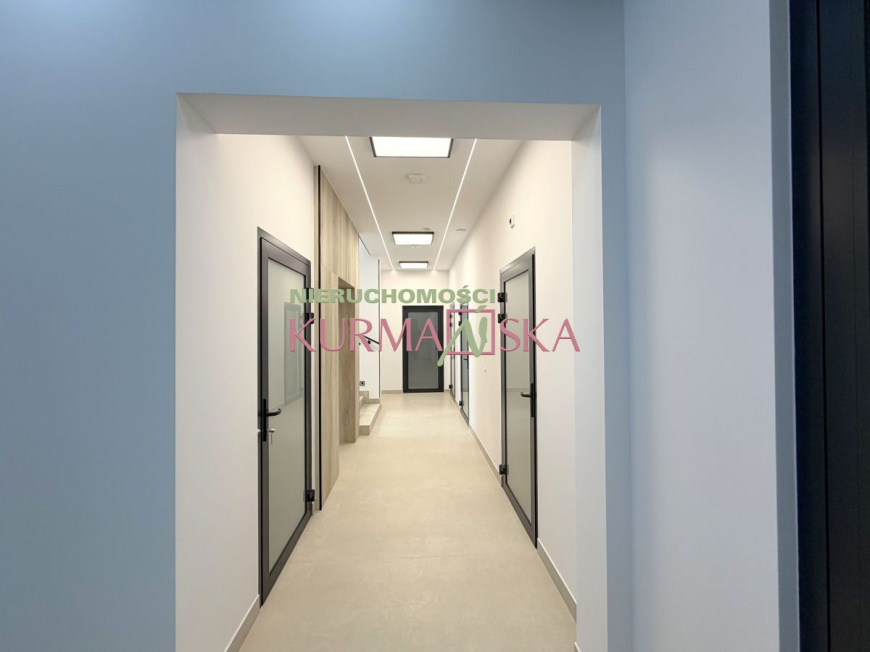 Budynek usługowy w Nowej Soli