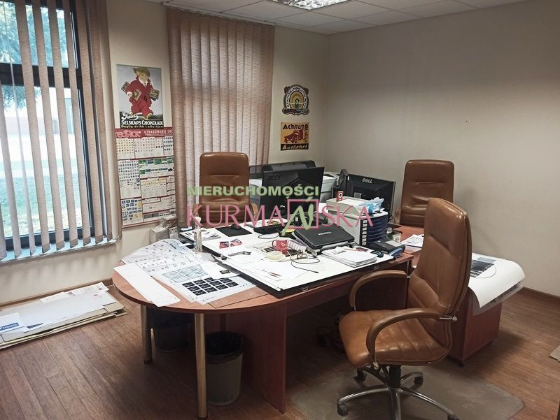 Budynek biurowo - usługowy