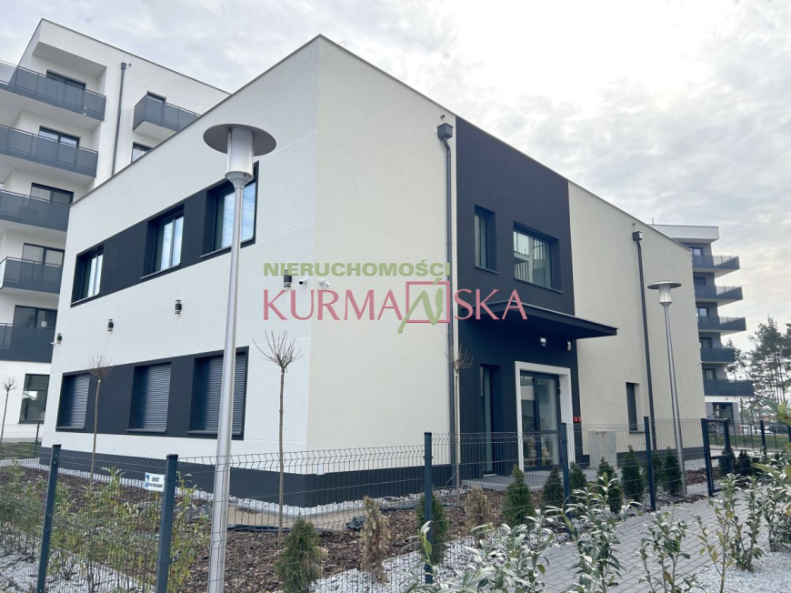 Obiekt usługowy-klinika