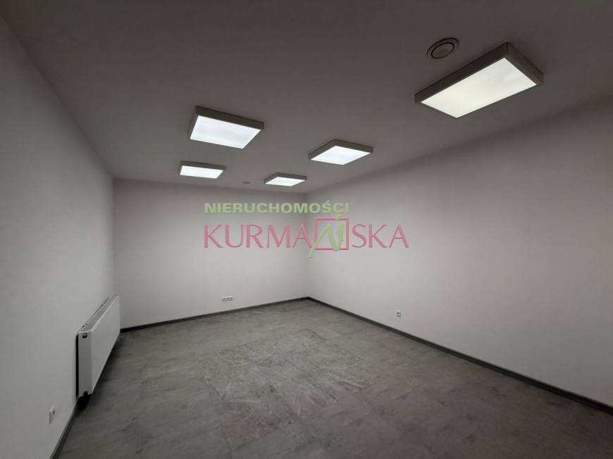 Biura i magazyn do wynajęcia